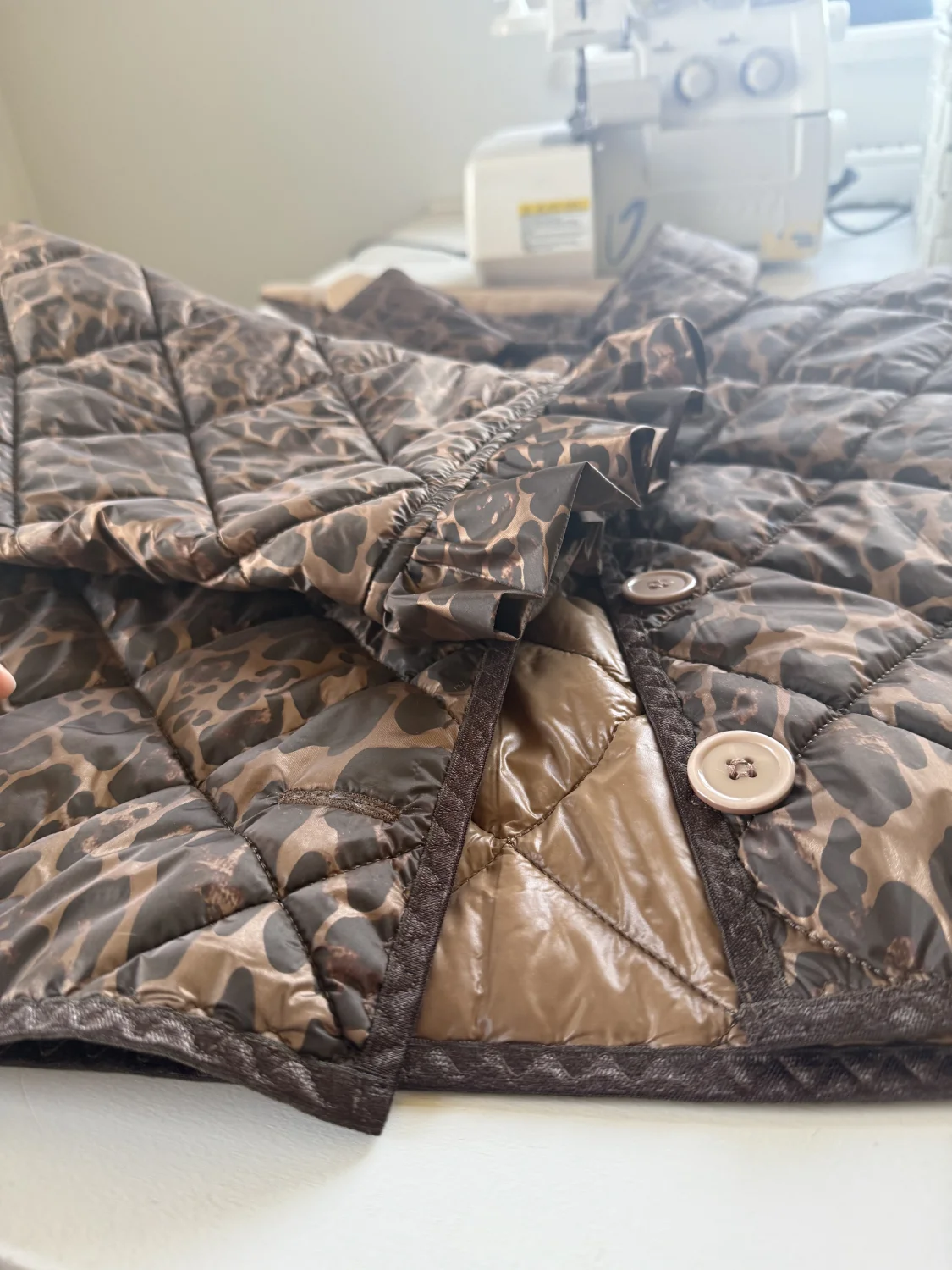 Dziewczęca Kurtka w panterkowy print