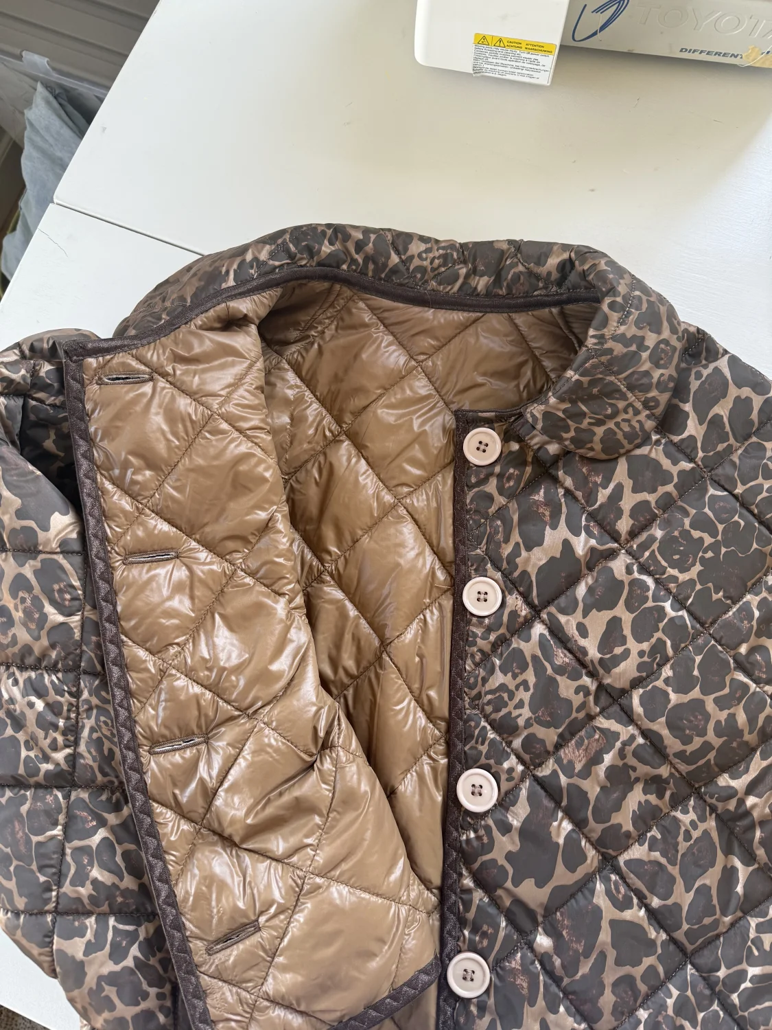 Dziewczęca Kurtka w panterkowy print