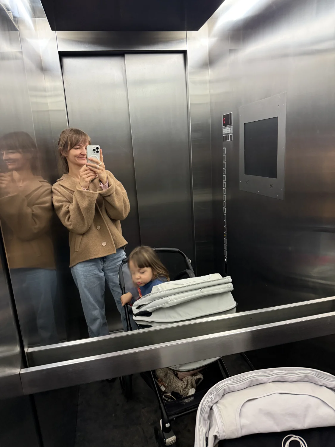 Cieplutkie rękawiczki połączenie skóry naturalnej i futerka 