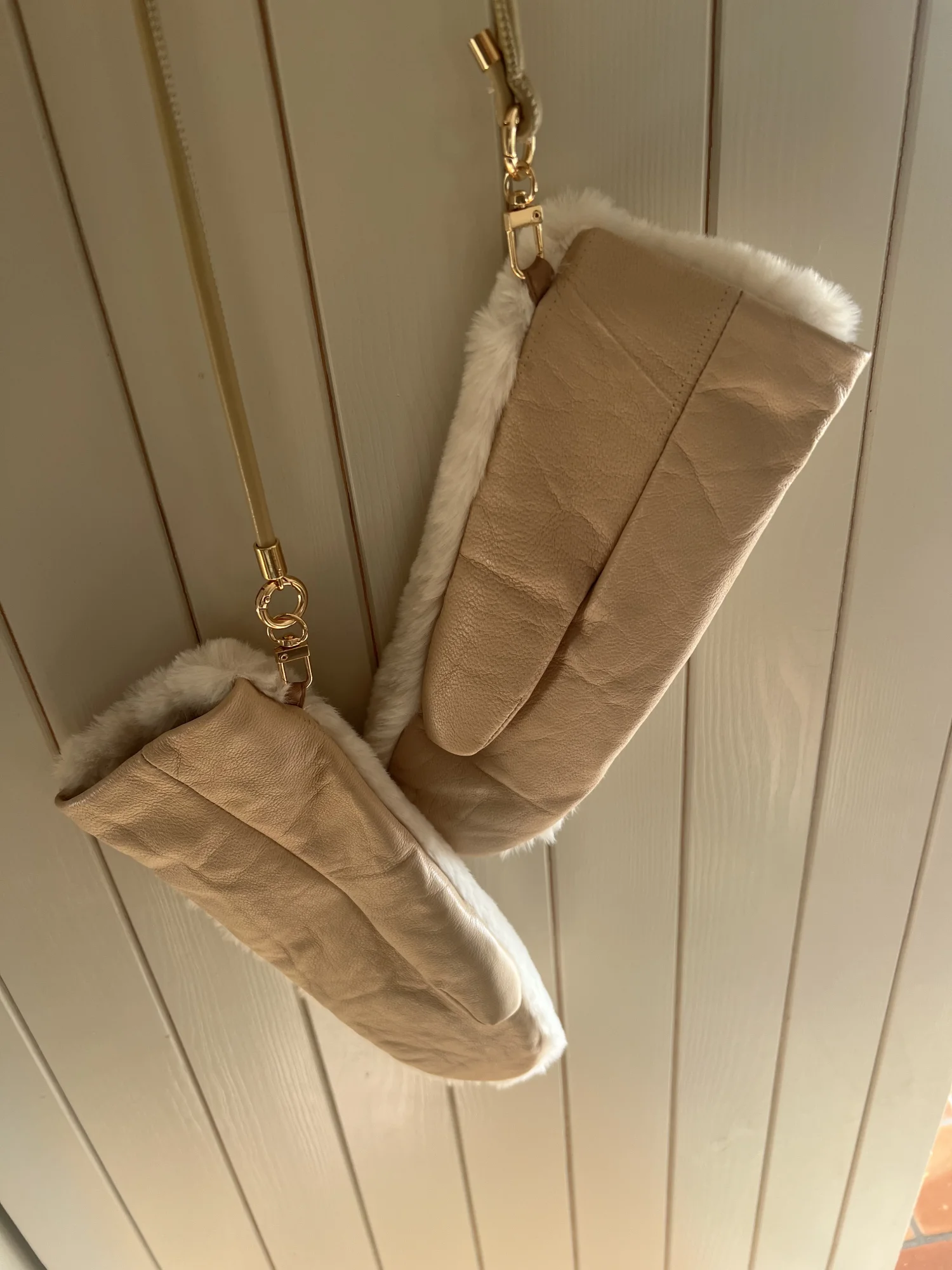 Cieplutkie rękawiczki połączenie skóry naturalnej i futerka 