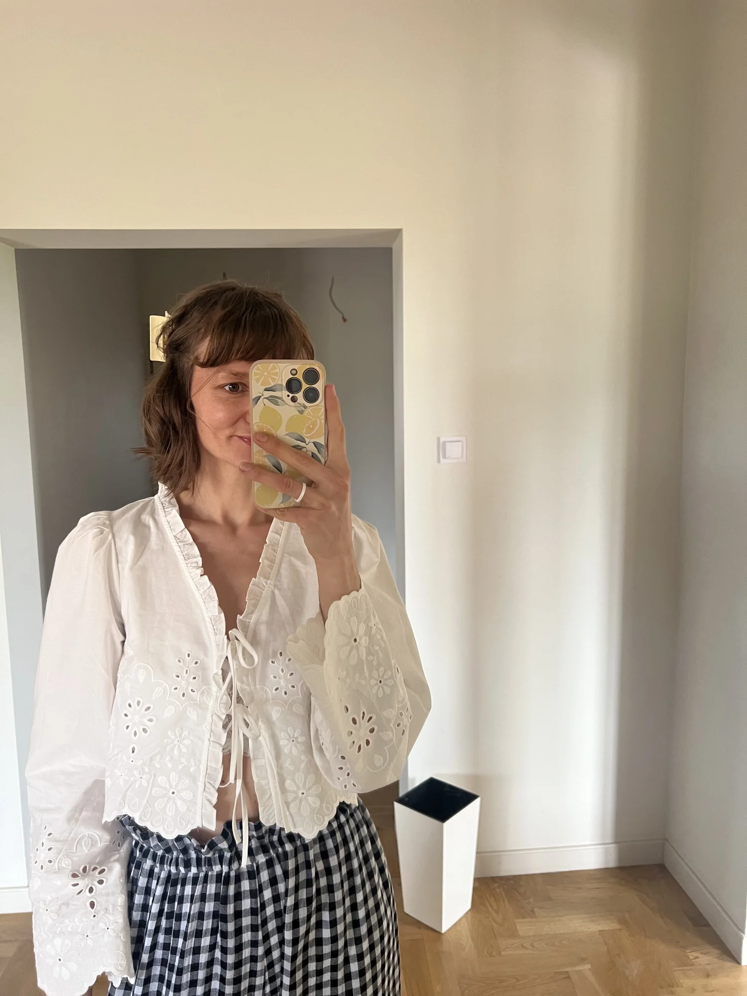 Dwustronne Muślinowe spodnie z falbaną Sofia