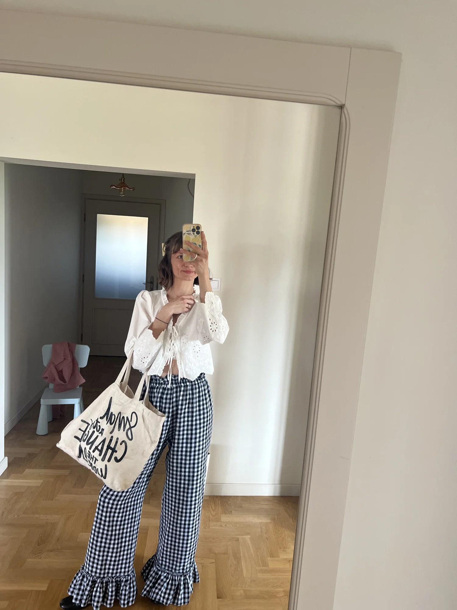 Dwustronne Muślinowe spodnie z falbaną Sofia