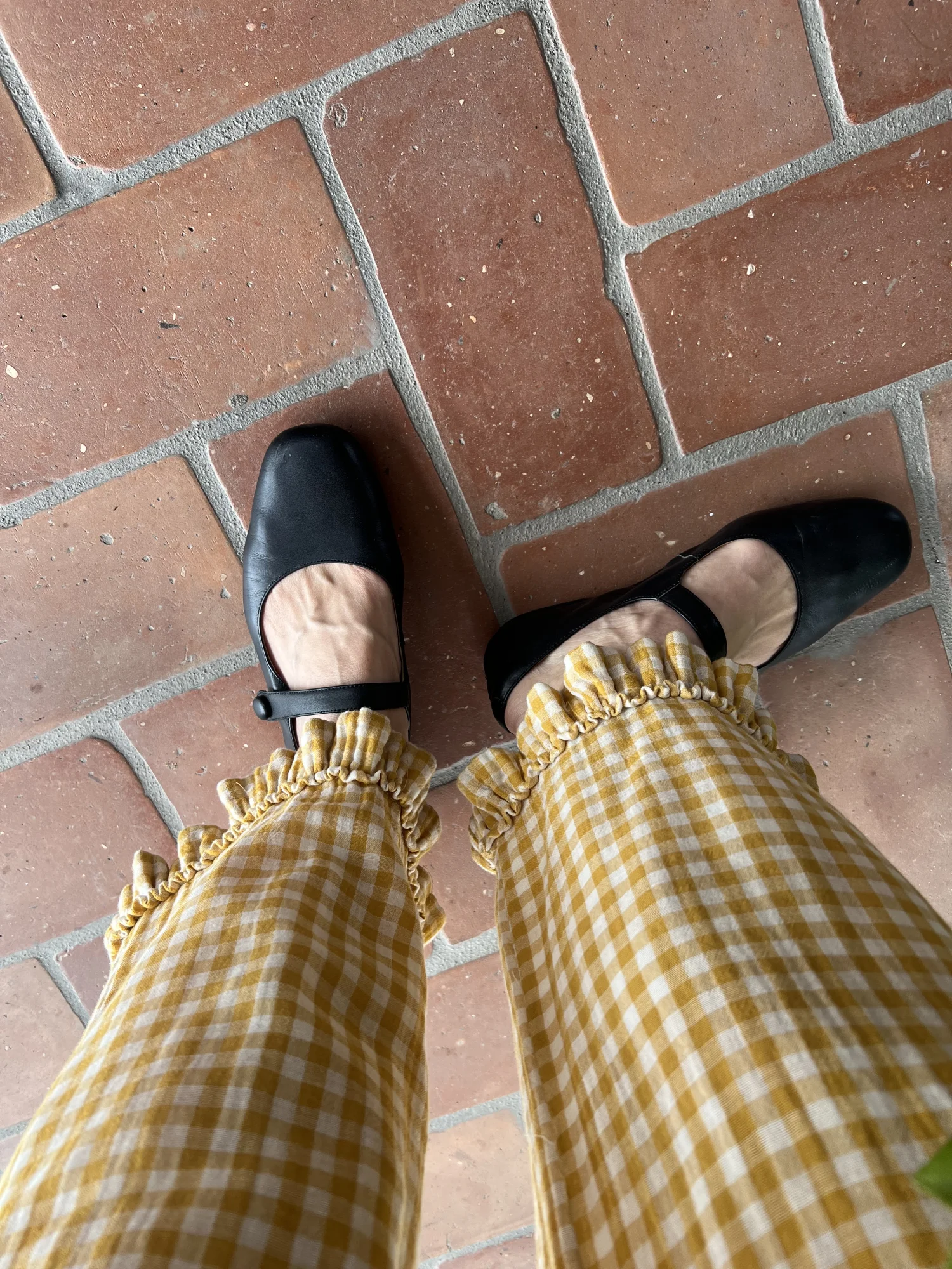 Muślinowe spodnie z falbanką-dwustronne