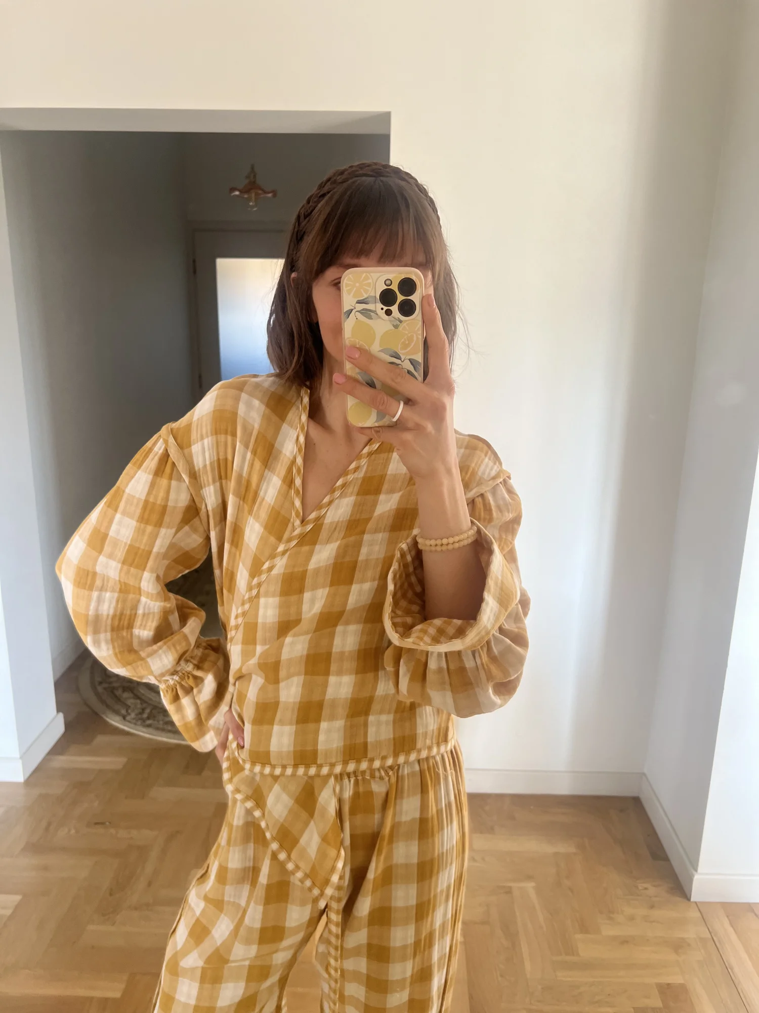 Muślinowe spodnie z falbanką-dwustronne