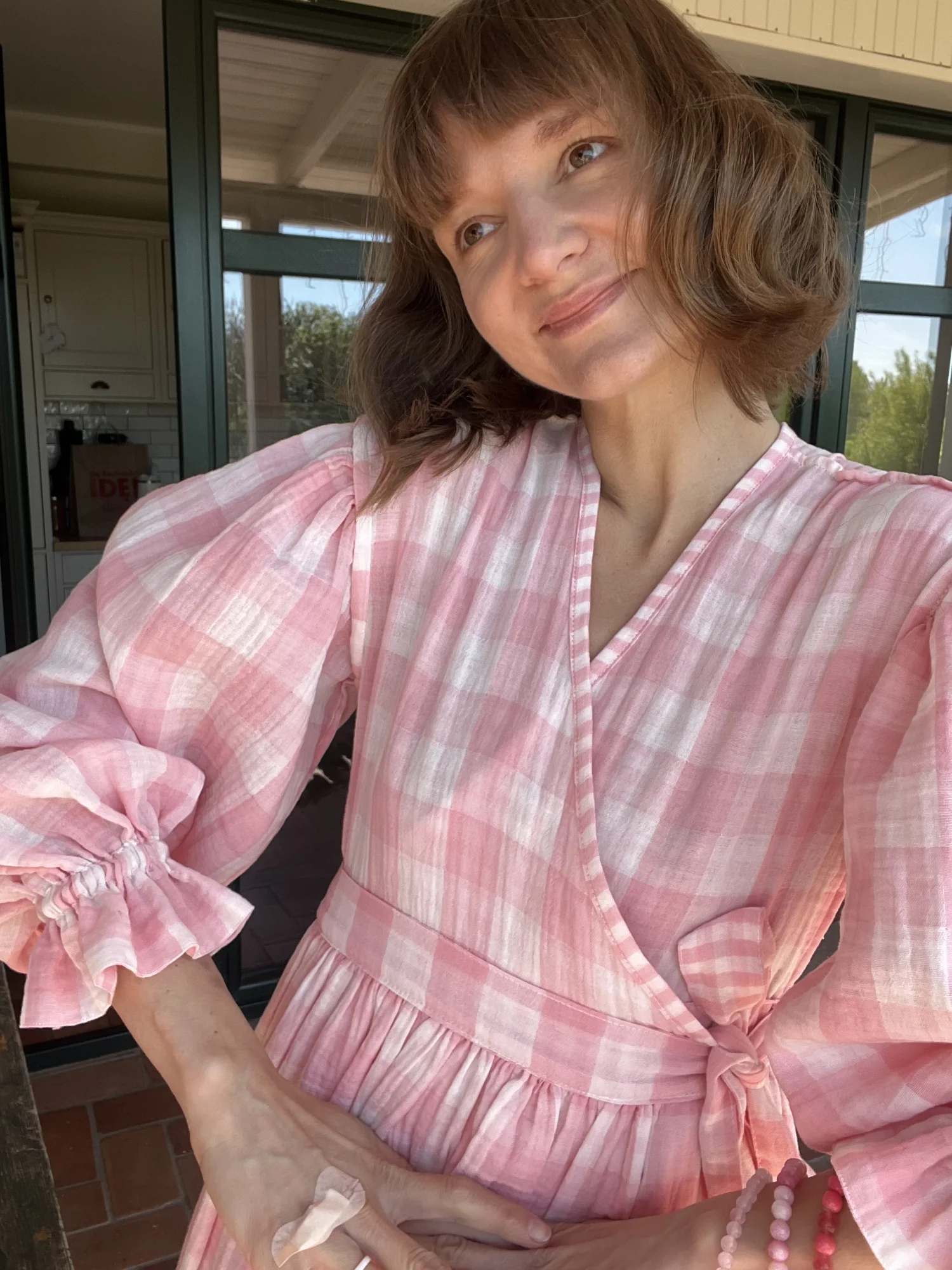 Dwustronna kopertowa sukienka Charlotte